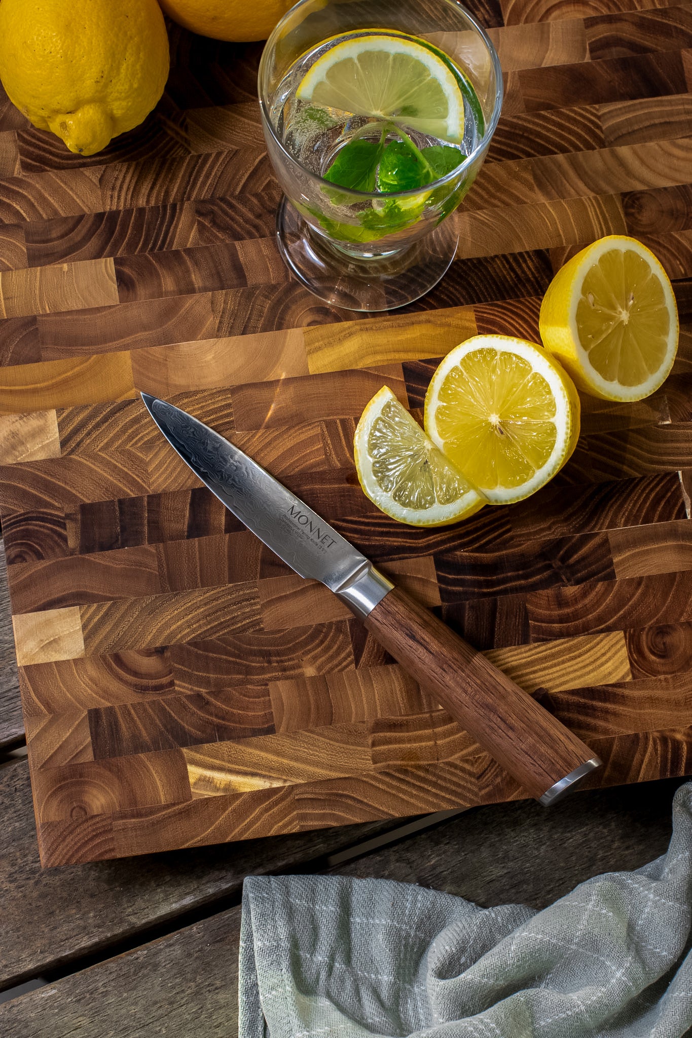 What is paring knife?