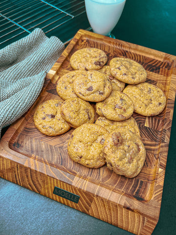 CHOCOLATE CHIP COOKIES